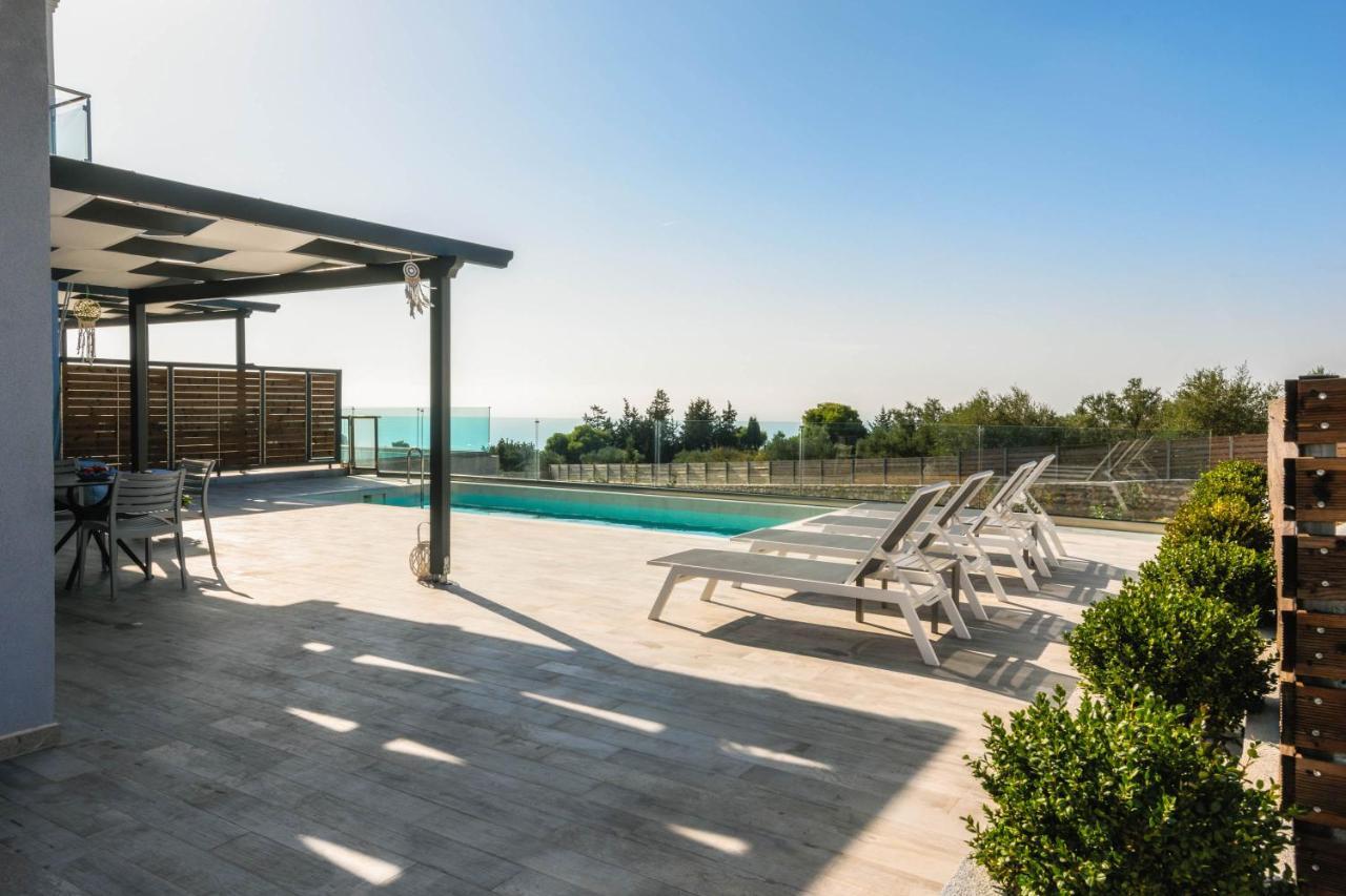 Alonaki Apartments Agios Leon Екстериор снимка